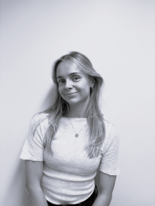 Sára á Lakjuni (f. 1998)